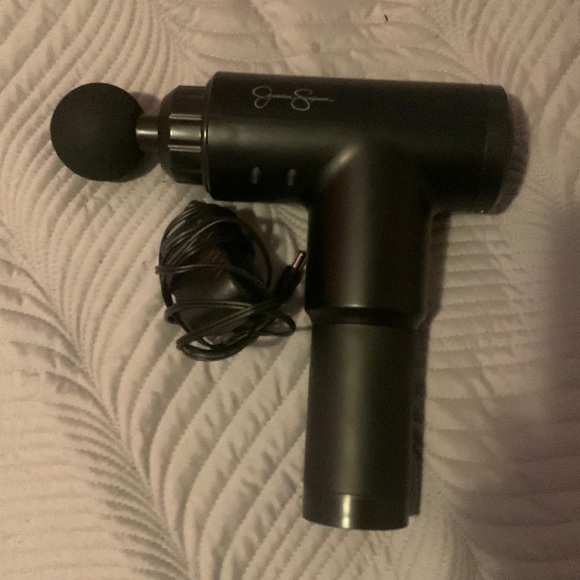 This is a leg messager, it comes with charger,and more parts - Picture 1 of 1